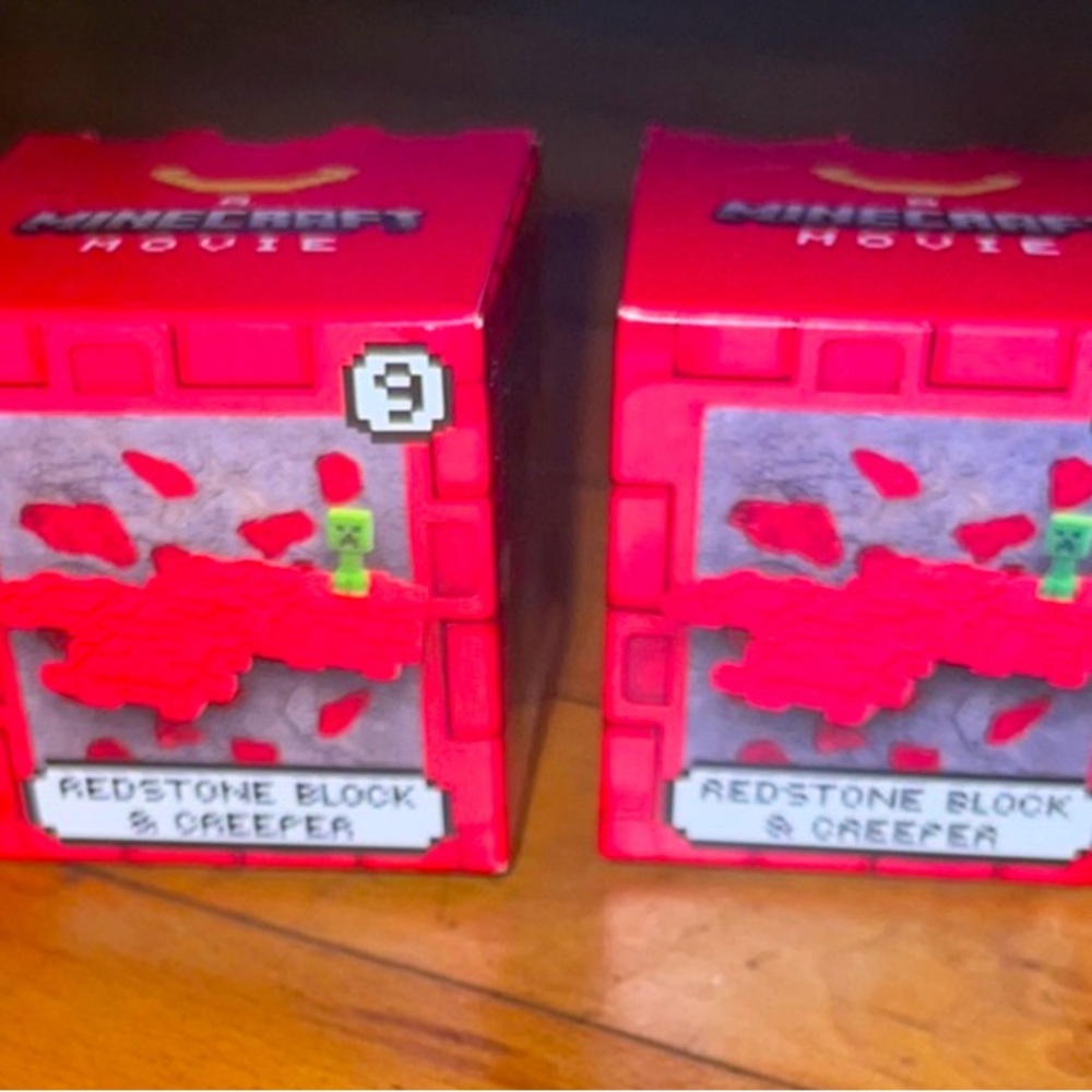 Minecraft Redstone Block & Creeper McDonald’s Action Figure